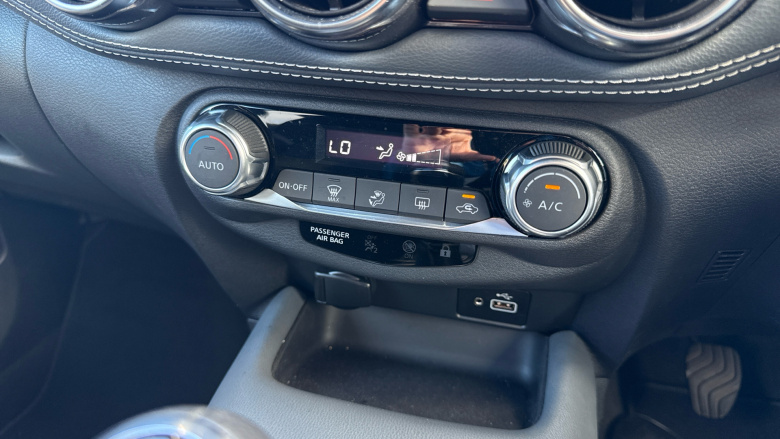 Nissan Juke 1.0 DiG-T 114 N-Connecta 5dr Petrol Hatchback